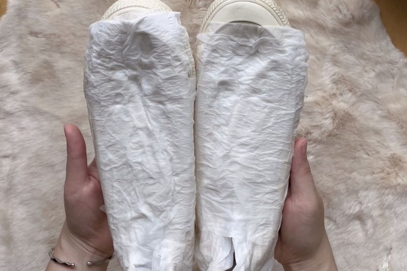 cách giặt giày vải trắng ảnh 4