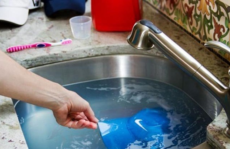 cách giặt mũ lưỡi trai 2