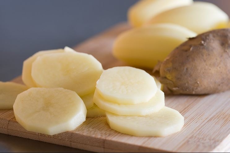 cách khắc phục món ăn bị mặn 4