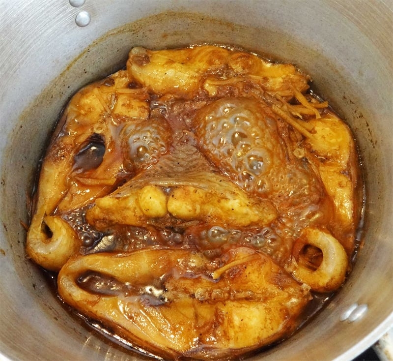 Cách kho cá chim - hình 3