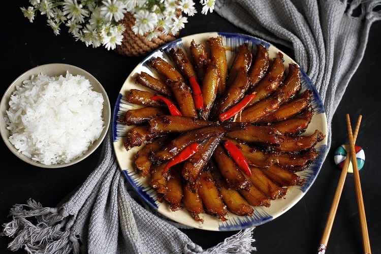 Hướng dẫn cách làm cá kho không dùng nước kiểu Huế – Món ngon đậm vị cố đô