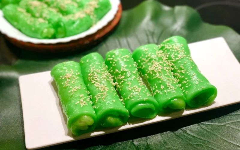 bánh cuốn ngọt nhân đậu xanh