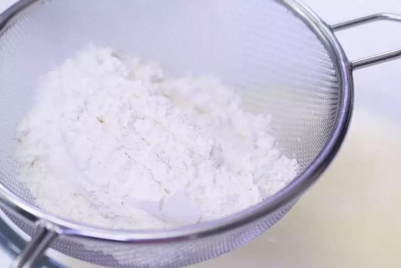 cách làm bánh khoai lang tím cuộn 5