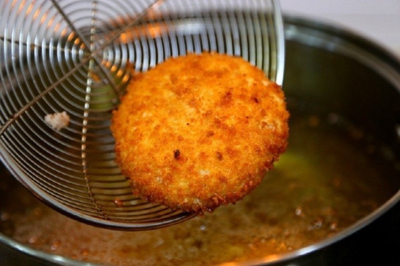 Cách làm bánh khoai tây thịt bò 5