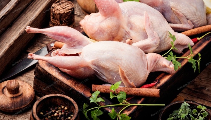 cách làm bồ câu xào sả ớt (ảnh 2)