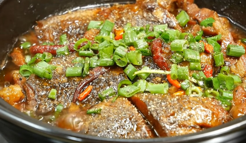 Cách làm cá rô kho tộ kiểu Nam Bộ - hình 11