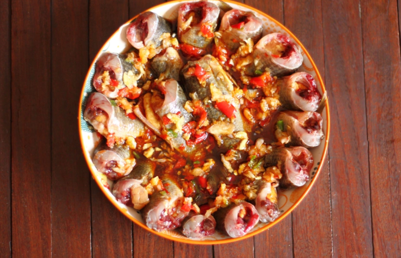 Cách làm cá rô kho tộ kiểu Nam Bộ - hình 5