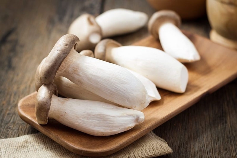 Bỏ túi cách làm cải thảo xào nấm đùi gà (hình 3)
