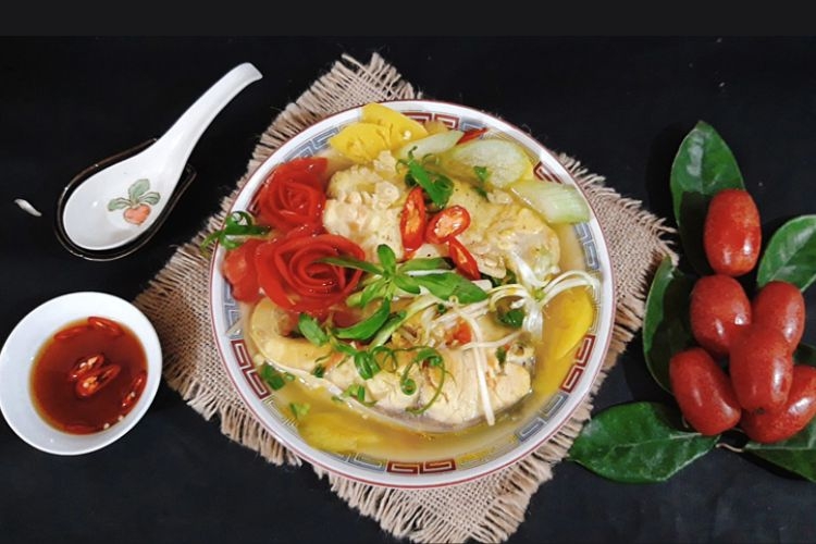 Hướng dẫn chi tiết cách làm canh chua cá Hà Nội thơm ngon, chuẩn vị ngay tại nhà