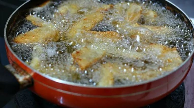 cách làm cánh gà chiên sốt trứng muối 4