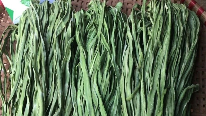Cách làm chân gà ngâm rau tiến vua 2