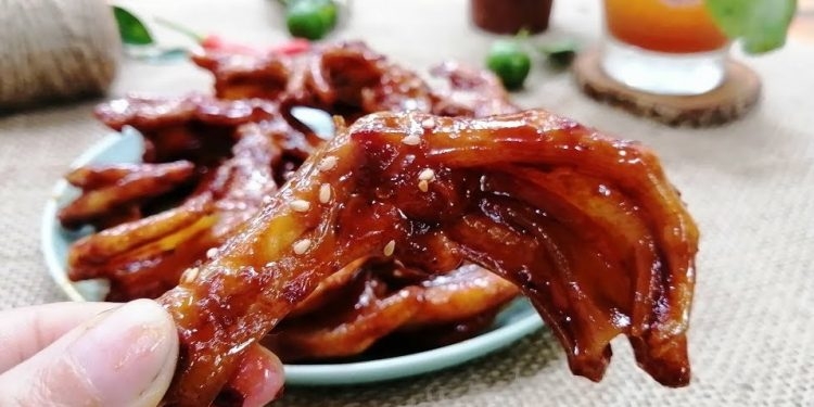 cách làm chân vịt cay Tứ Xuyên 6