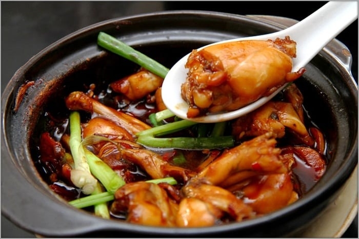 Ếch kho tộ (ảnh 5)