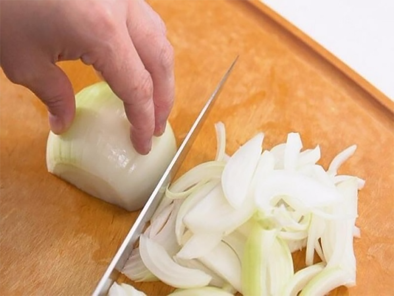 Cách làm gỏi bò hành tây (hình 6)