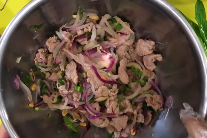 Cách làm gỏi bò hành tây (hình 9)