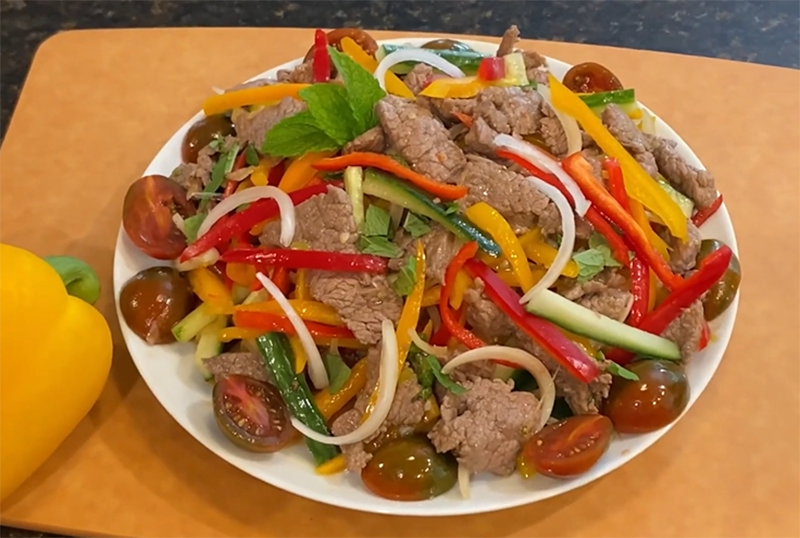 Cách làm gỏi bò ớt chuông (hình 9)