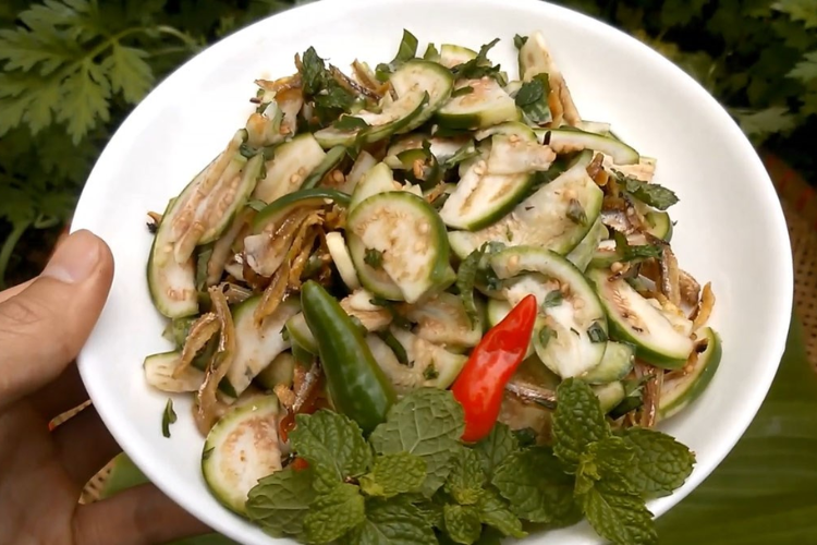 cách làm gỏi cà đắng cá khô hình 6