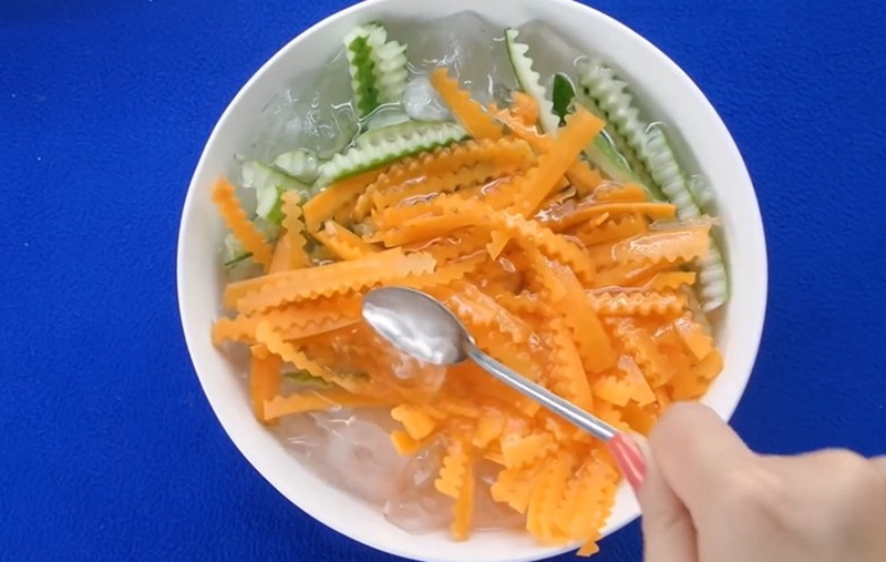 gỏi rau câu tôm thịt (hình 9)