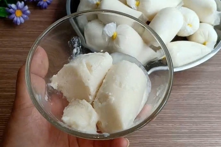 Hướng dẫn cách làm kem mãng cầu thơm béo mịn tại nhà đơn giản, ai cũng làm được