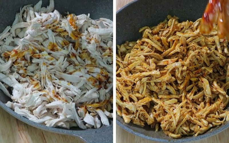 Ướp và rang gà chuẩn bị làm khô gà xé cay bằng lò nướng