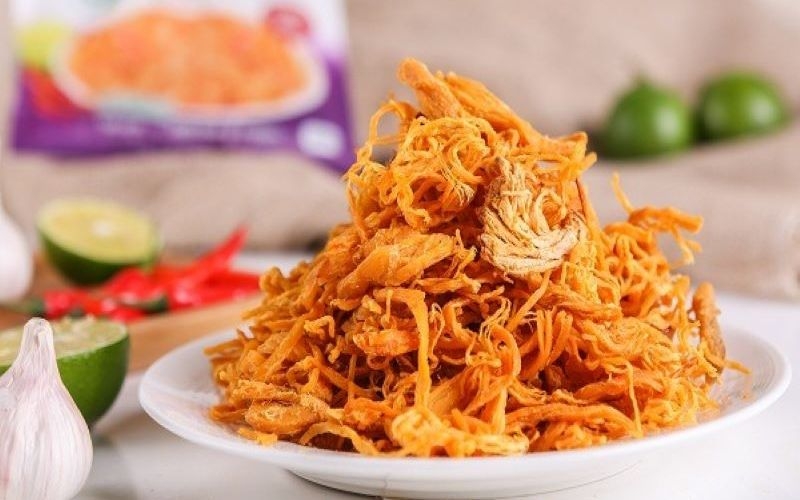 Thành phẩm khô gà xé cay làm bằng lò nướng