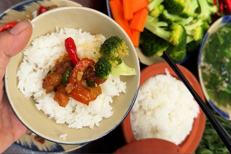 Bước 4: Thưởng thức