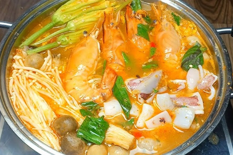 Cách làm lẩu Thái chua cay bằng bếp từ hình 6