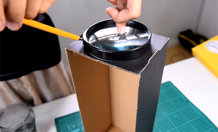 cách làm máy chiếu cho điện thoại (hình 3)