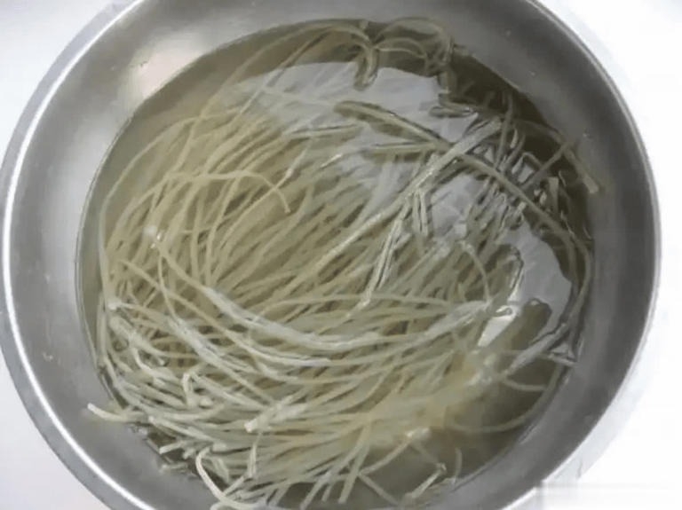 Cách làm miến xào lòng mề gà 4