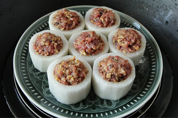 Cách làm món củ cải trắng nhồi thịt 5