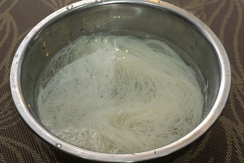 Cách làm nộm tôm miến (hình 6)