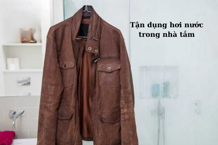cách làm phẳng áo da bị nhăn 2