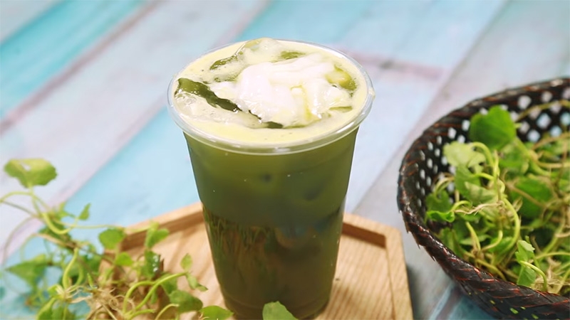 Cách làm rau má nước dừa 1