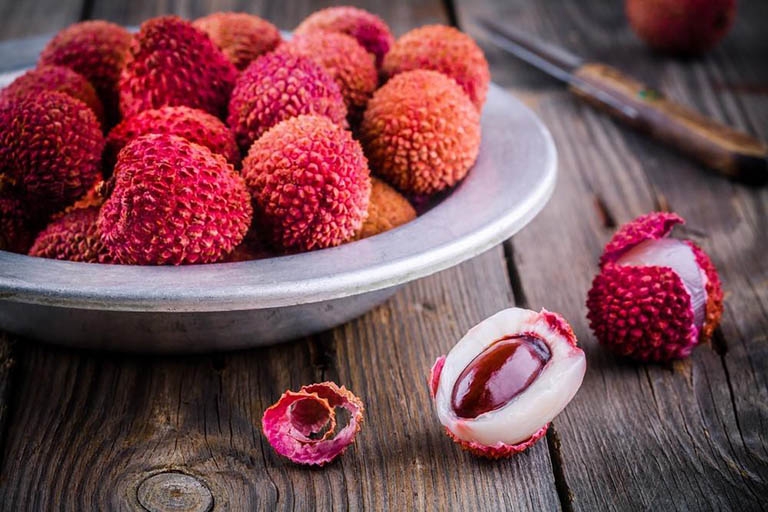 cách làm rượu vải khô.7