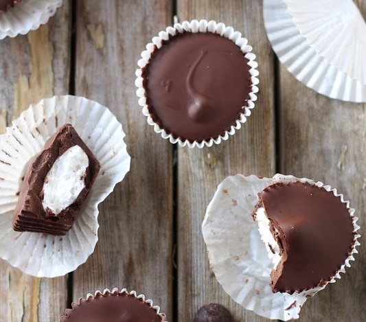 cách làm socola valentine 2025 tại nhà - socola nhân marsmallow