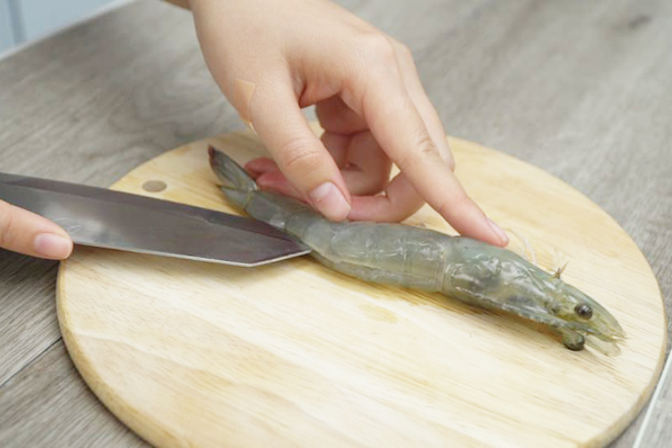 Cách làm tôm nướng sốt phô mai hình 5