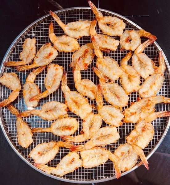 cách làm tôm sấy dẻo ảnh 6