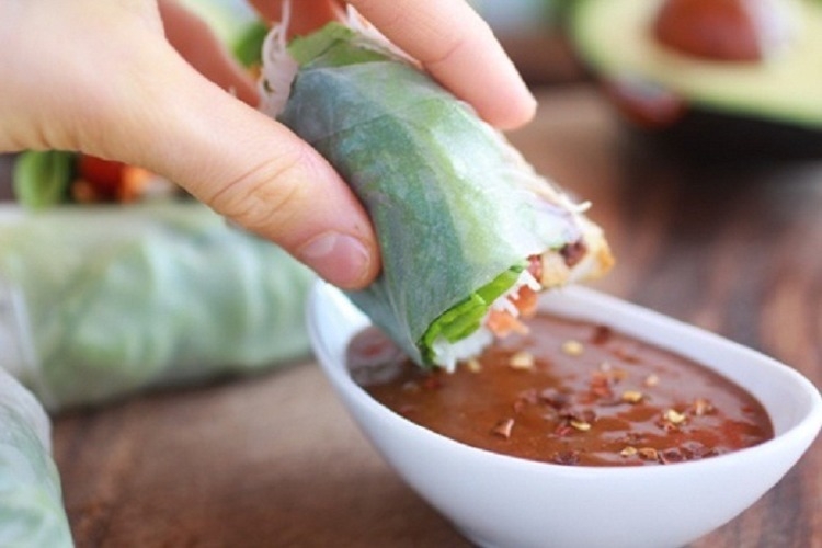 Hướng dẫn cách làm tương đen chấm gỏi cuốn ngon chuẩn vị, dễ thực hiện tại nhà