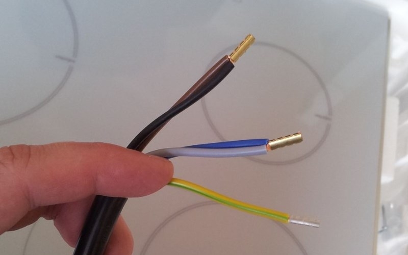 C&aacute;ch lắp aptomat cho bếp từ - H&igrave;nh 8