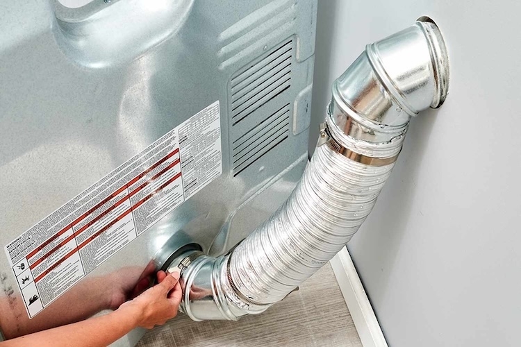 Cách lắp đặt vệ sinh ống thoát hơi máy sấy quần áo đúng cách, an toàn và hiệu quả