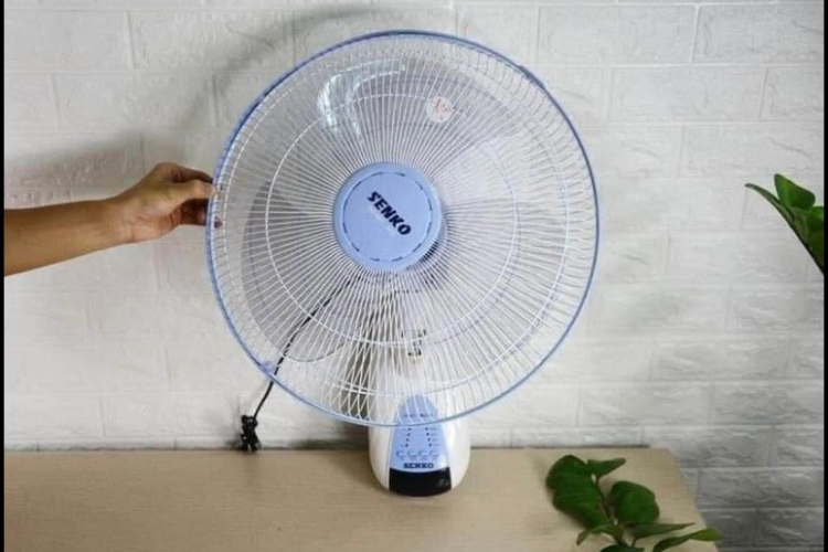 cách lắp quạt Senko 4.png