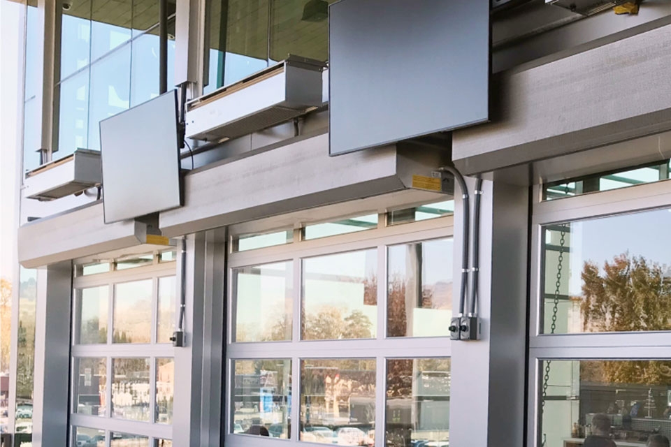 Khám phá cách lắp quạt cắt gió đúng chuẩn để ngăn bụi và giữ nhiệt hiệu quả