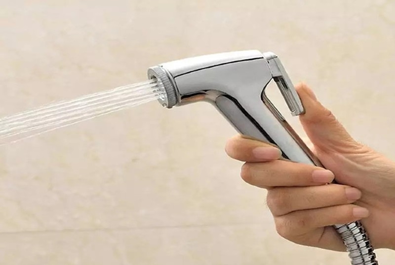 cách lắp vòi xịt vệ sinh 1