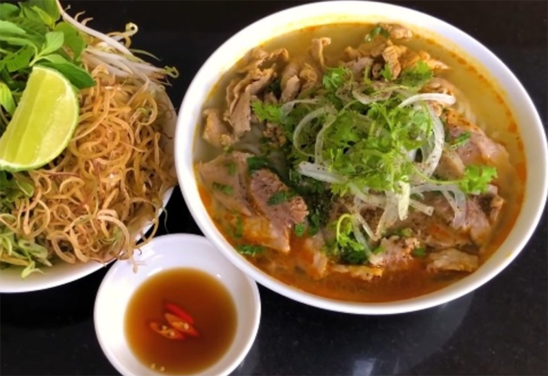 Cách nấu bún bò tái (hình 13)