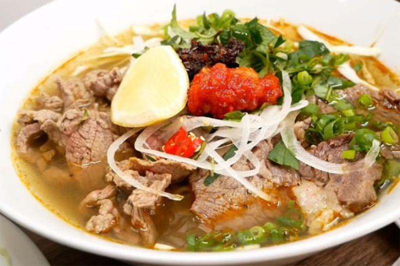 Cách nấu bún bò tái (hình 14)