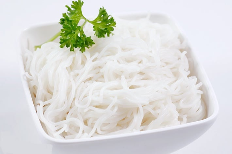 Cách nấu bún bò tái (hình 2)