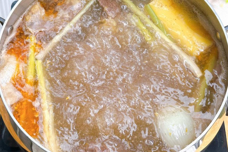 Cách nấu bún sườn bò (Hình 6)