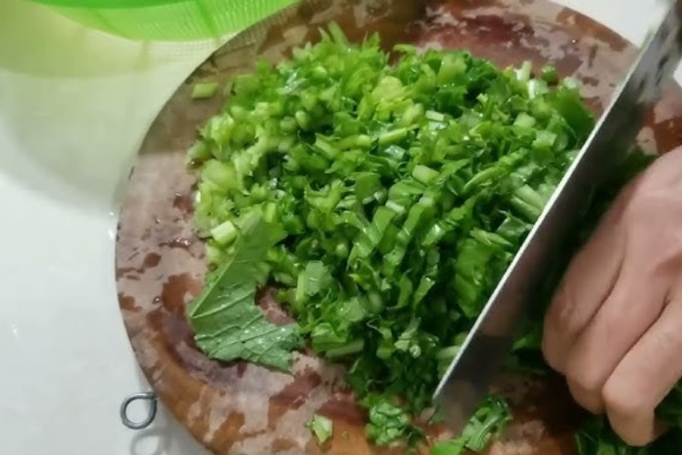 Cách nấu canh cá rô rau cải hình 4