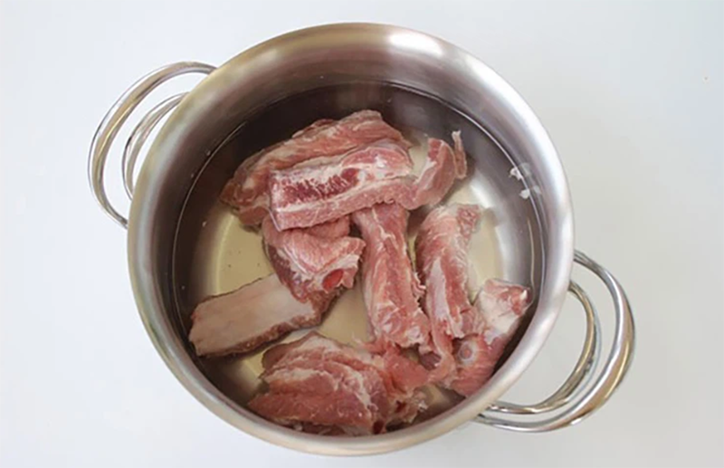 Cách nấu canh sườn chua đậm đà (Hình 5)