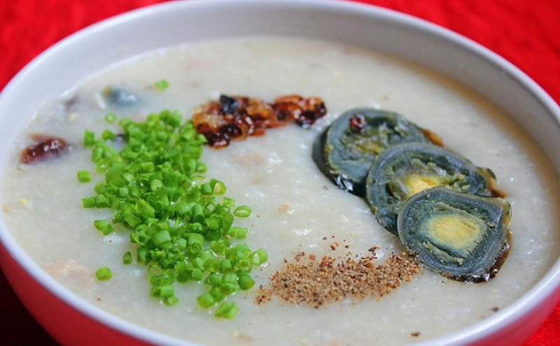 cach-nau-chao-trung-bac-thao-thit-bam-7.png